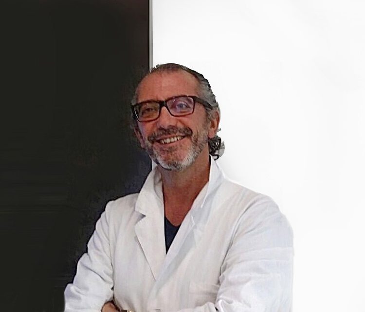 Dr. Claudio Riamati, Medico Chirurgo Odontoiatra specializzato in Gnatologia e Posturologia, Poliambulatorio Mirelli